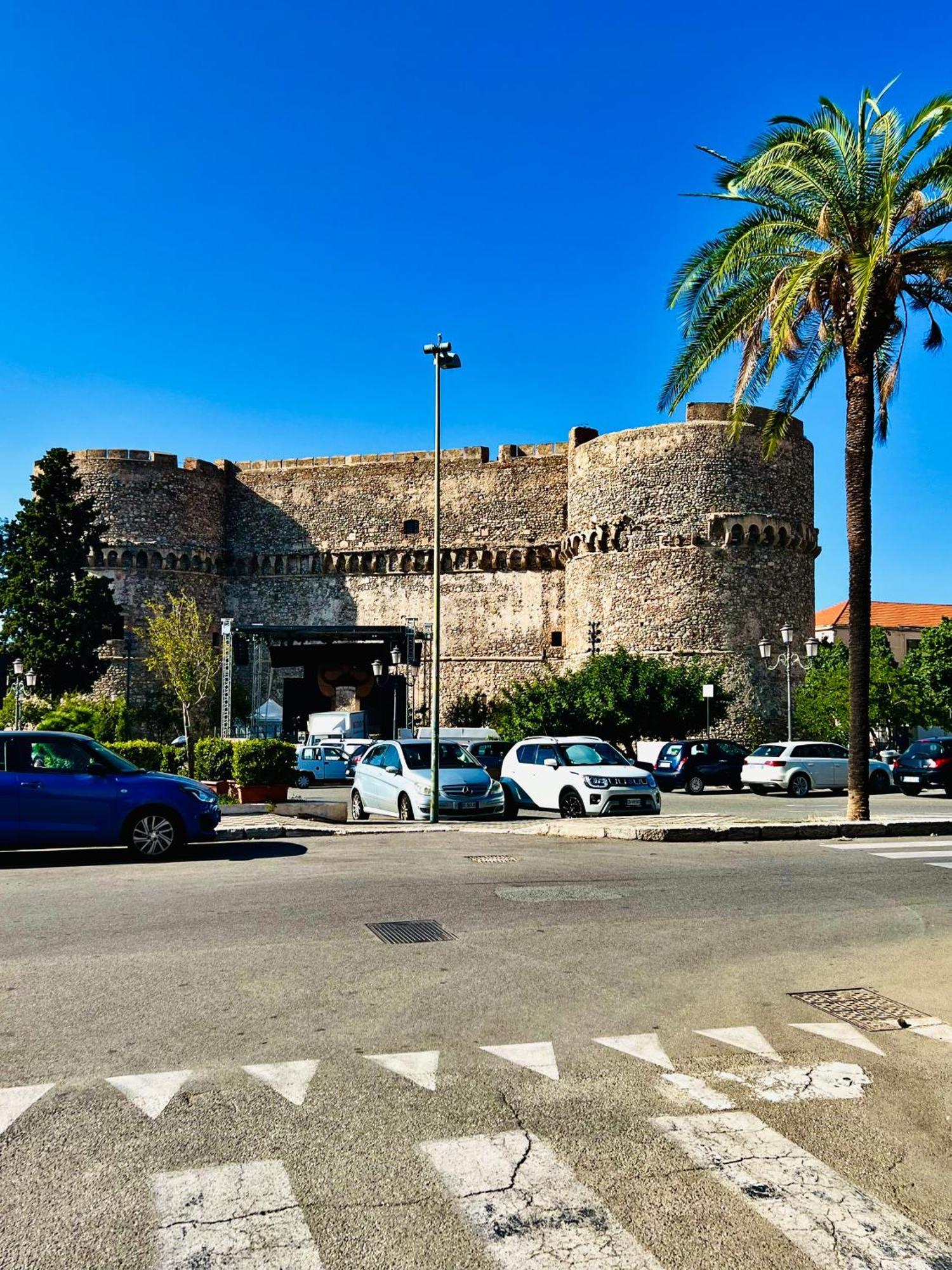 B&B Regium Castle Reggio Calabria Exterior photo